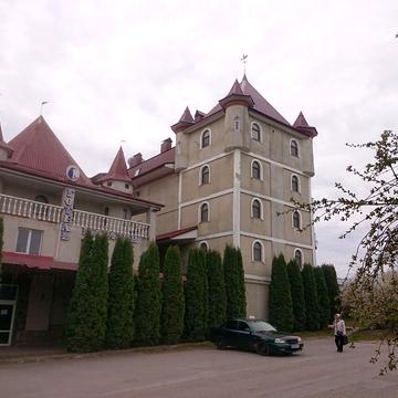 Жванецьке шосе, 3