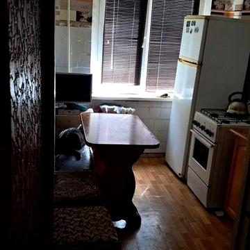 Продам  2х кімнатну квартиру на 5 Зарічному,  Бродвей