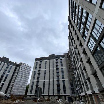 Олександра Довженка вул., 31