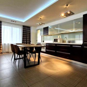 Стильна 2-к кв. 82 м2, метро Деміївська, вул. Велика Китаївська, 10а