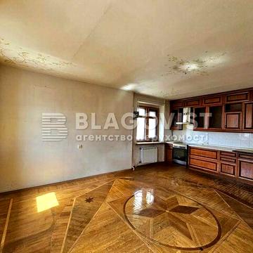 Оболонська 12. Цегла .82.2  м. Подол! Центр! Оболонь! Метро!