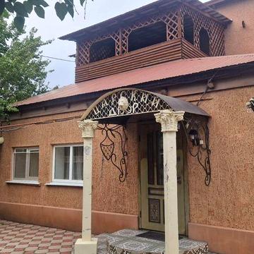 Продам двухэтажный дом