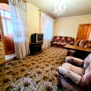 Метро Киевская, Центр, Матюшенка 11, 2 эт 2 комн.