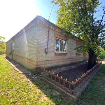 Будинок у місті Бобринець