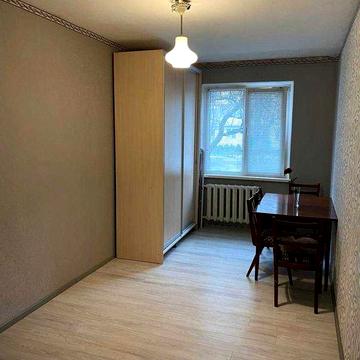 ПРОДАЖ хорошої 2- кім.кв, р-н Шкільна!