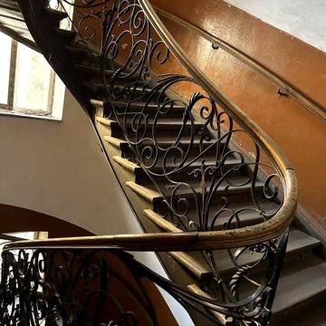Продаж 4 кв в самому серці Львова по Дорошенка 50. ЖК Австрійська забудова