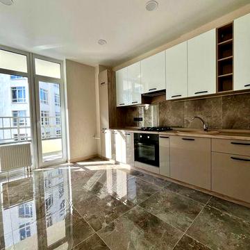 Сертифікат! Новий ремонт! Поруч набережна!