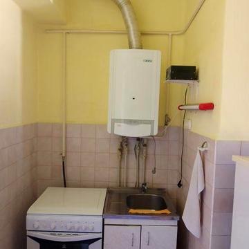 Здається 3 кімнатна квартира в центрі