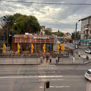 Увага ! продаж 2х кімнатної самий Центр біля Макдональдса