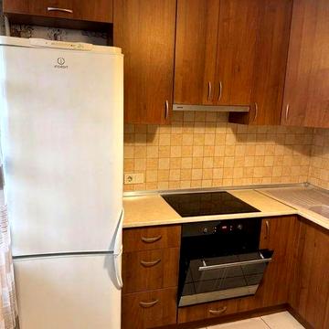 Оренда 1-к, Дніпровський район, метро Дарниця, вул. Райдужна 11