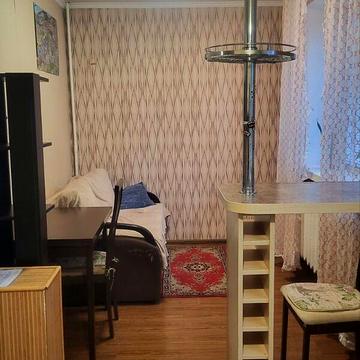 Довгострокова оренда 1к Квартира Камянецька вулиця
