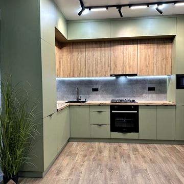 Продаж 2 кімнатної квартири в Центрі міста