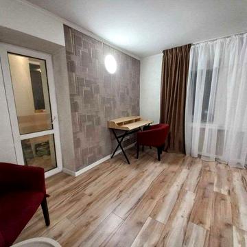 Здам в оренду 1к квартиру біля метро. Без комісії