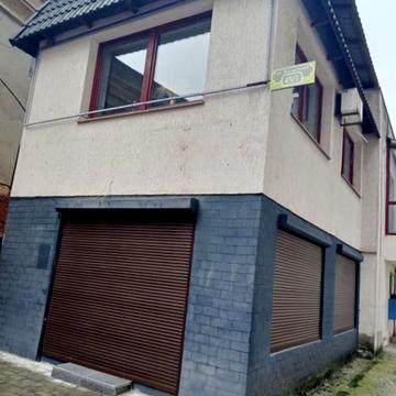 Проскурівська вул., 40