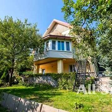 Оренда 5к будинку в Києві, Печерський р-н, Редутна вул. 22 Без комісії