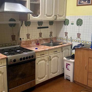 Довгострокова оренда 4к Квартира Базарна вулиця