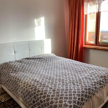 Академіка Заболотного вул., 100