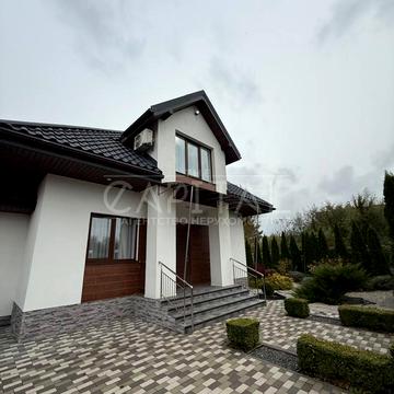 Центральна вул.