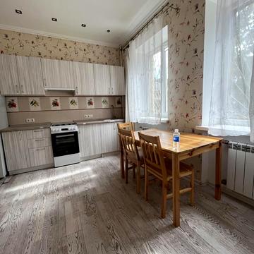 Ніни Строкатої вул. (Буніна), 21