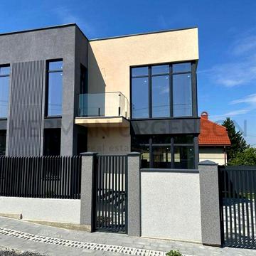 Продаж дуплексу 164 м.кв / 3.5 сотки / Ужгород, Червениця