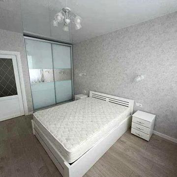 Оренда 1 кім ЖК Варшавський Євродвушка Правди 41д Виноградар Ретровіль