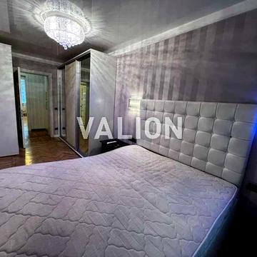 Продаж 3к.квартири Є. Коновальця 29а, Печерськ, метро Печерська