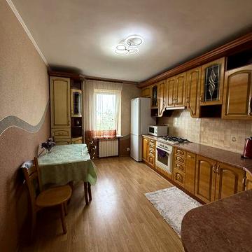 Продам 3 кімн квартиру Новояворівськ ЖК Район Міськоі Ради