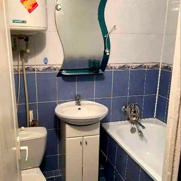 Срочно продам 2х комн кв Одесская 4/5 в отличном ж/состоянии