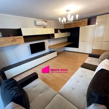 Продам 2к квартиру у центрі міста, пр. Д. Яворницького, Барикадна