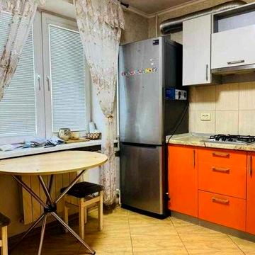 Продам 2к. кв. на Павловому Полі