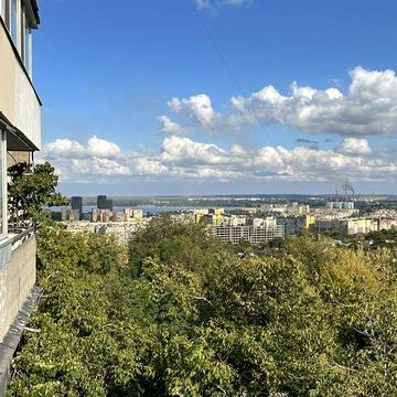 Продам 3х ком. квартиру 5 этаж ж/м Сокол 1 от собственника без комисси