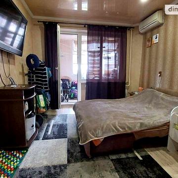 Продаж 3к Квартира Ільфа і Петрова вулиця