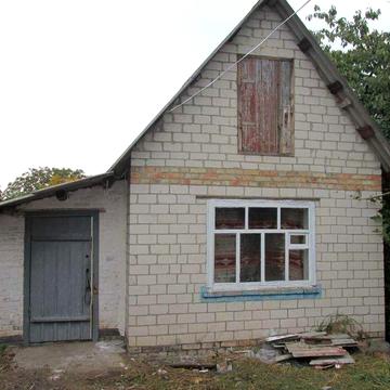 Продам будинок з газовим опаленням по вул. Нижче Польова ( 14 район )