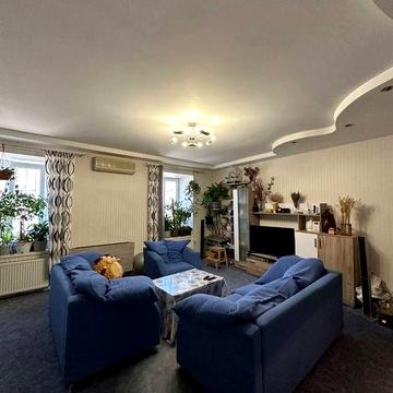Продам 3-ком квартиру на ул. Серова, Молдаванка (2-875-151)