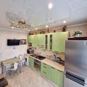Здається 1кв на Старому місті 13000+