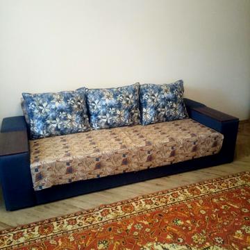 Половецька вул., 16