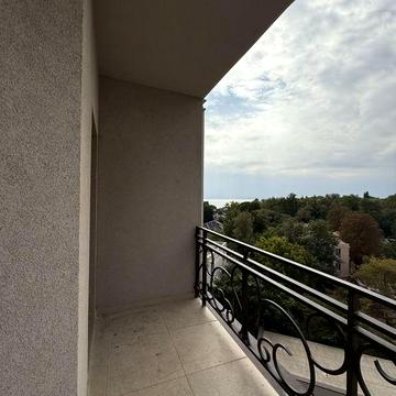 Под программы! Квартира 40 кв.м, боковой вид моря, балкон, АГВ ЖК Авиньон