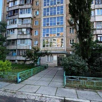 Продам 1-кімнатну квартиру Оболонський пр-т, 15А хд