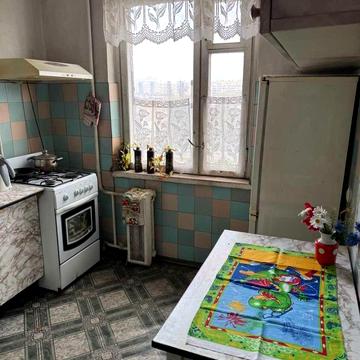 Миропільська вул., 3