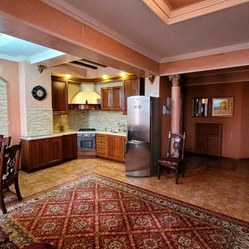 Сдам 3кімнатну квартиру біля парка Шевченка
