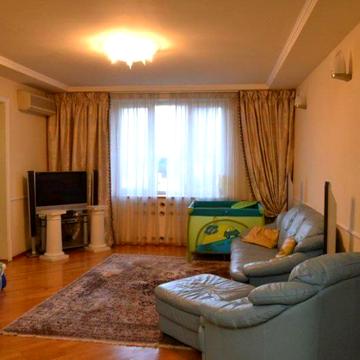 Продам 3комн с капитальным ремонтом в Приморском районе (215-079