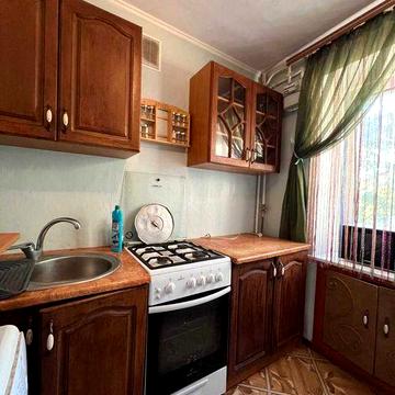 Продаж 1-кімнатної квартири вул. Холодногірська. 3/9 поверх