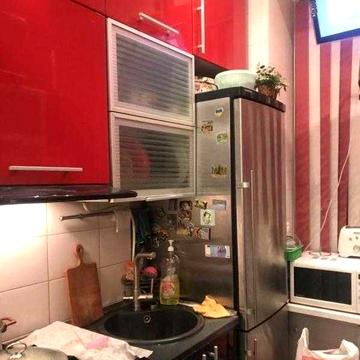 Продам 3-кімнатну квартиру в Центрі (спуск Марінеско)
