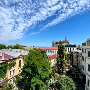 Аренда трехкомнатной квартиры. Дерибасовская/Маяковского. Пентхаус