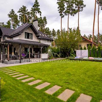 Центральна вул.