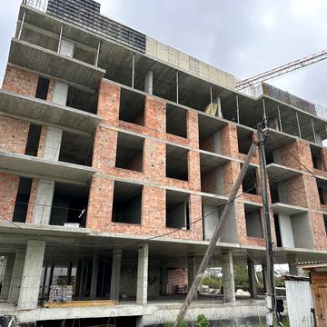 Данила Галицького вул., 2а