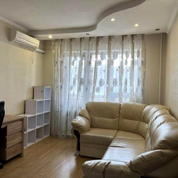 Продаж 2 кім.квартири в центрі Вишневого