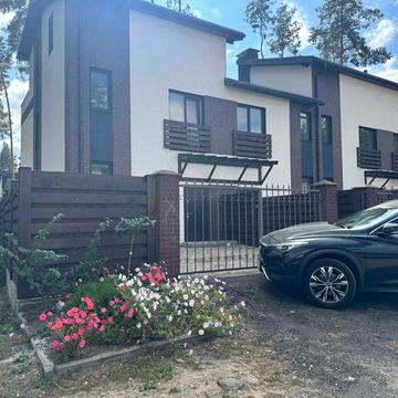 Дуплекс 130 м² з каміном, мансардою та ділянкою 1,7 сотки, Гостомель