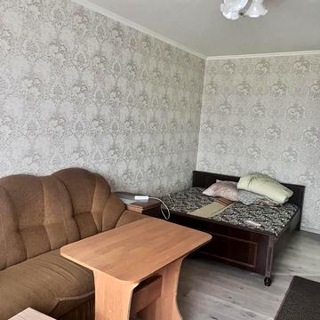 Василя Нікітіна вул., 15