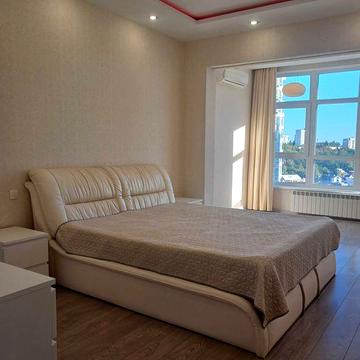 Оренда дизайнерської квартири в ЖК Пори року, метро Вокзальна